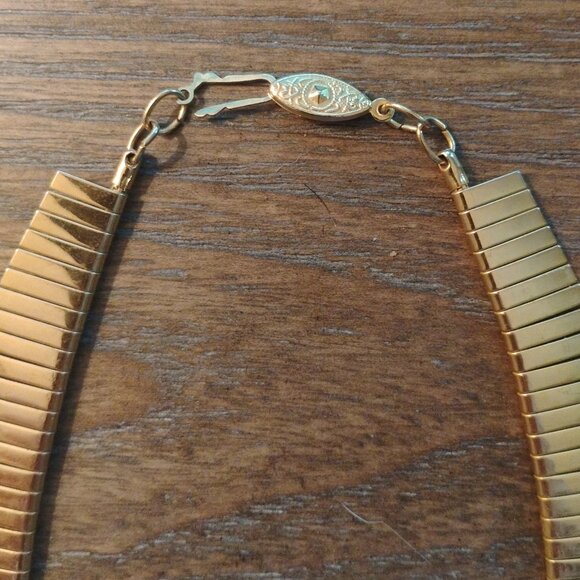 Vintage Gold Tone Choker Necklace - Picture 4 of 4